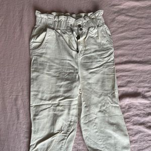 Cream paper bag pants from HM